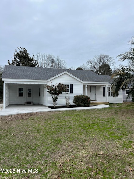 228 Fulcher Landing Rd, Sneads Ferry, NC 28460