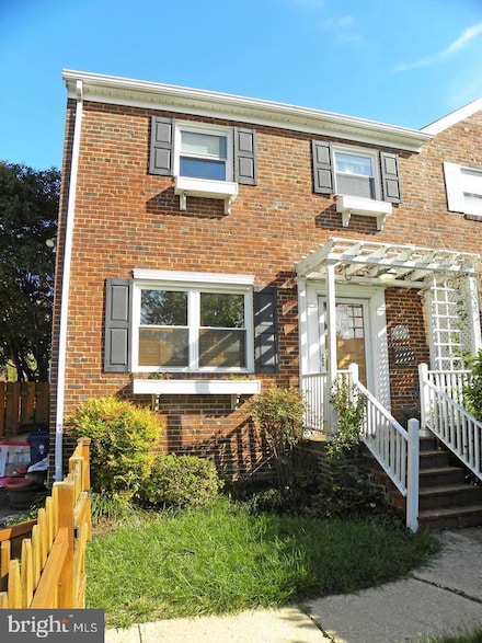 1315 Commonwealth Ave, Alexandria, VA 22301