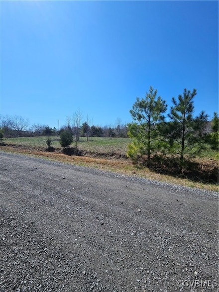 000 Meredithville Dr, Brodnax, VA 23920