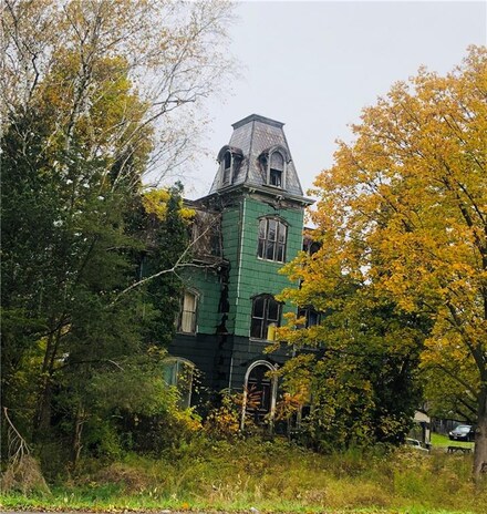 8745 State Route 34, Weedsport, NY 13166