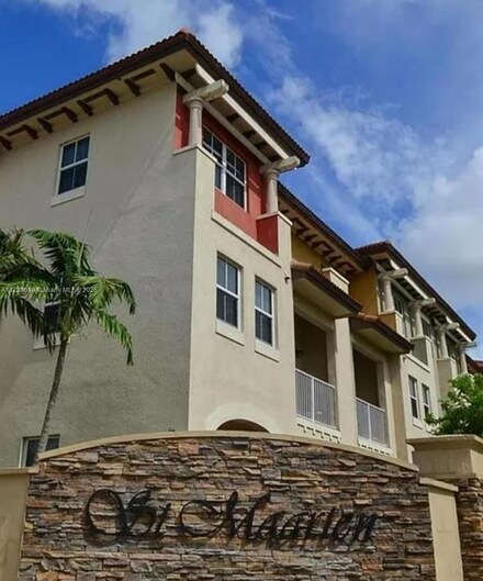 8930 NW 97th Ave Unit 202, Doral, FL 33178