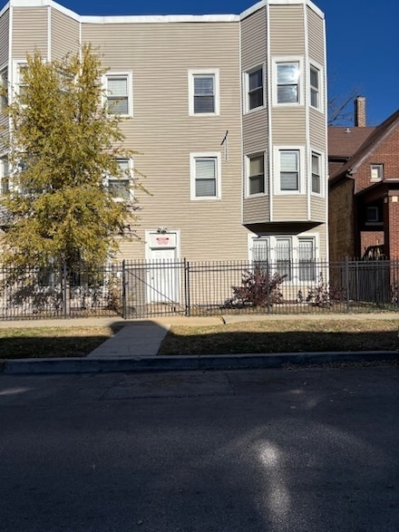 1500 E 73rd Place Unit 3, Chicago, IL 60619