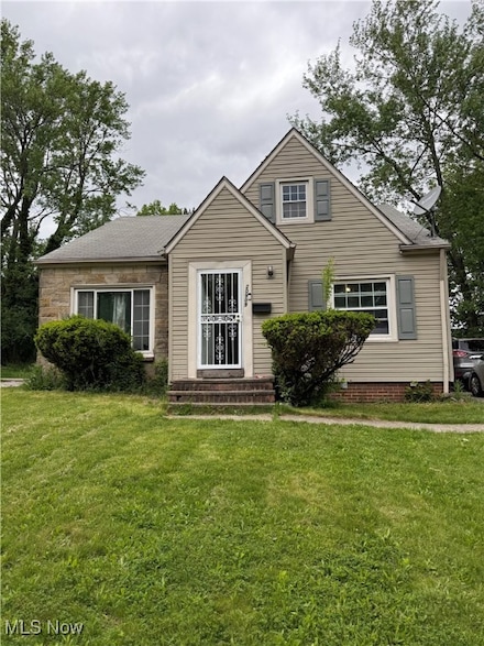 20909 Kenyon Dr, Maple Heights, OH 44137
