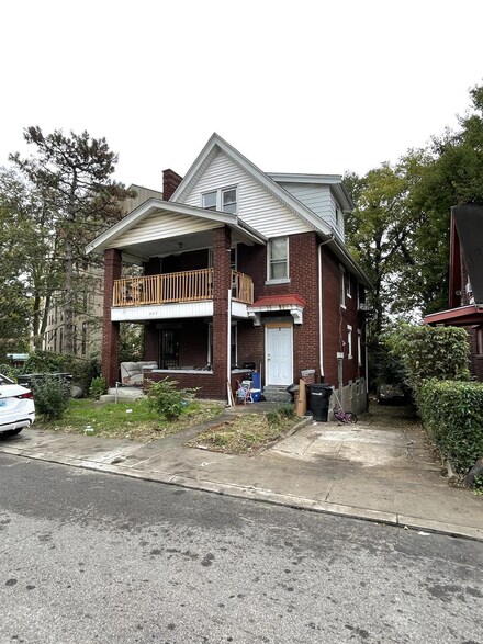 557 Maple Ave, Cincinnati, OH 45229