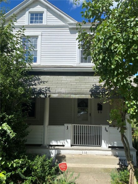114 W Adams Ave, Vandergrift, PA 15690