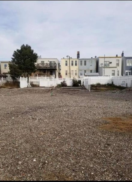 1316 9th St, North Bergen, NJ 07047