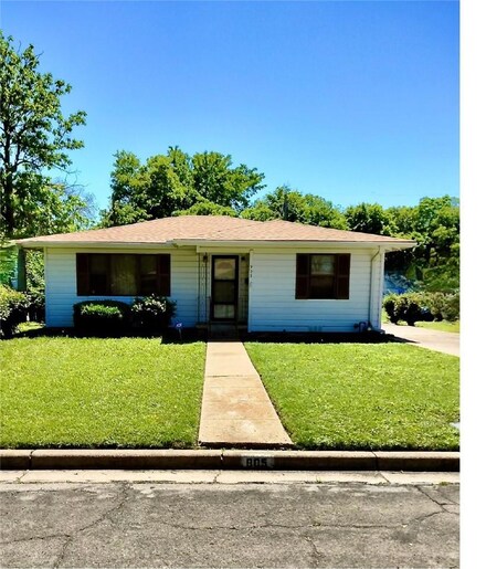 905 Carver St, Waco, TX 76704