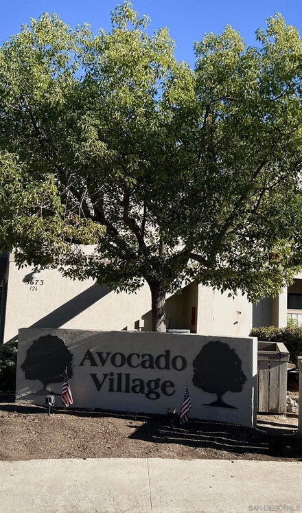 3692 Avocado Village Ct Unit 4, La Mesa, CA 91941