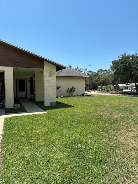 10531 Meadow Hill Dr, Port Richey, FL 34668
