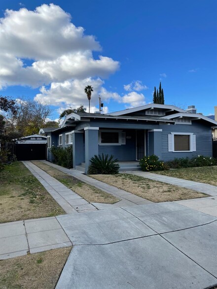 1361 N Wilson Ave, Fresno, CA 93728