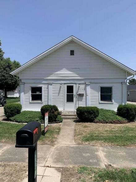 2208 Western Ave, Connersville, IN 47331