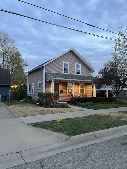 7838 Stead St, Utica, MI 48317