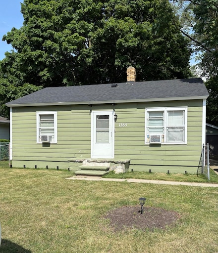 1385 Superior St, Benton Harbor, MI 49022