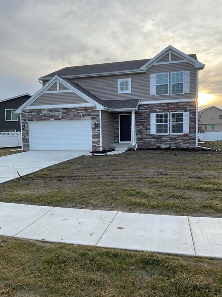 4257 W 78th Ave, Merrillville, IN 46410