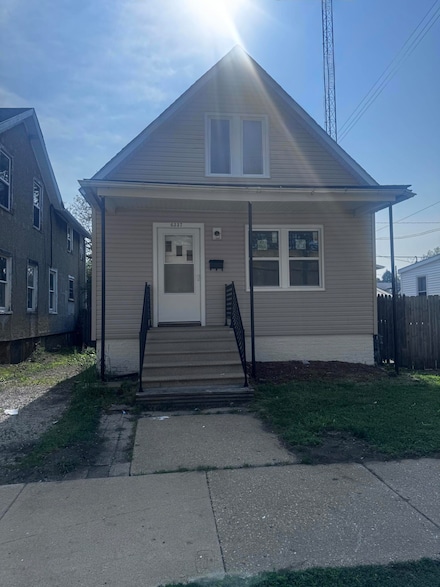 6337 13th Ave, Kenosha, WI 53143