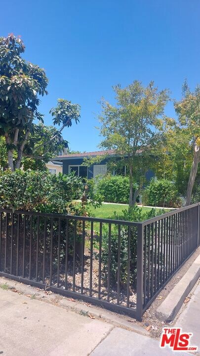 4325 W 135th St Unit A, Hawthorne, CA 90250