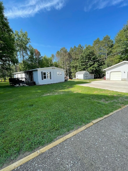 7885 W Fox Rd, Mears, MI 49436