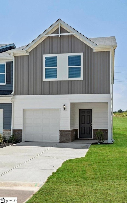 231 Cupid Ct, Greer, SC 29651