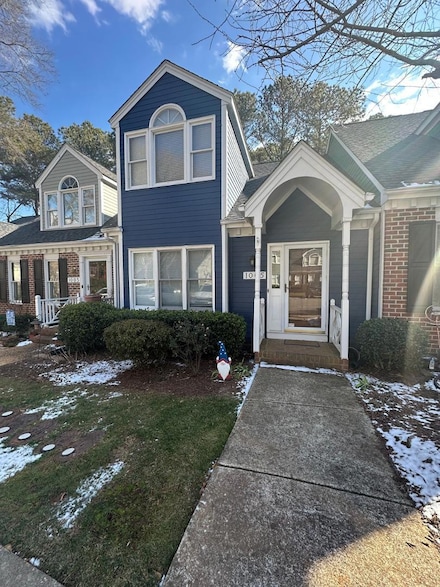 1005 Oak Lake Ct, Raleigh, NC 27606