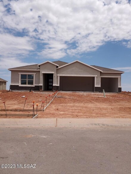500 W Lexington St, Corona de Tucson, AZ 85641