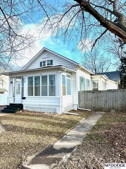 836 N I St, Fremont, NE 68025