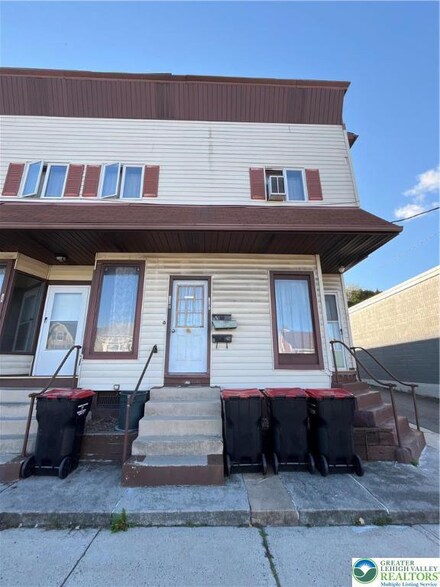 120 S 2nd St Unit A, Lehighton, PA 18235