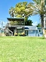 208 W Washington Blvd, Port O Connor, TX 77982