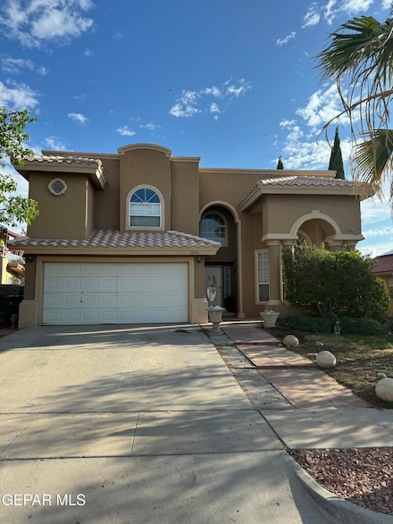 12176 Dos Rios Dr, El Paso, TX 79936