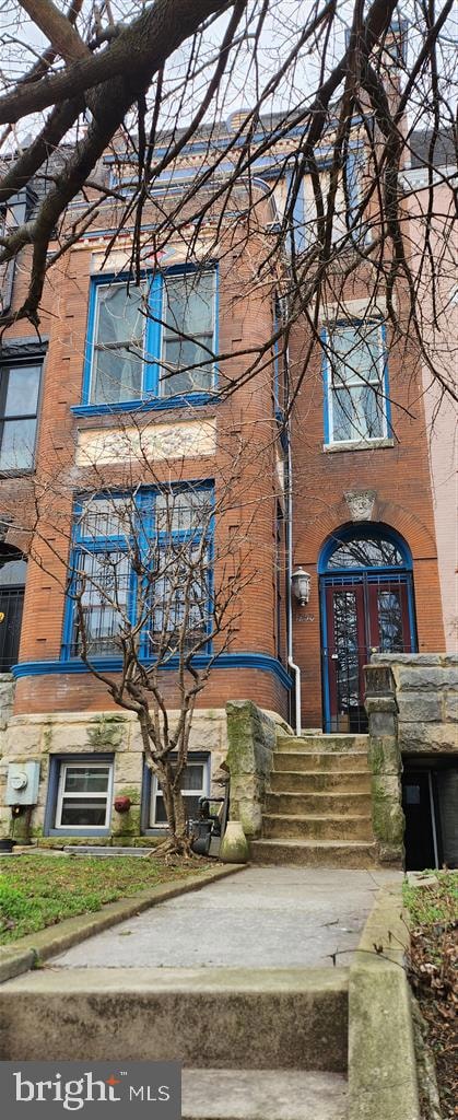 1250 Girard St NW, Washington, DC 20009