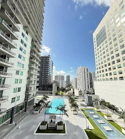 690 SW 1st Ct Unit 1225, Miami, FL 33130
