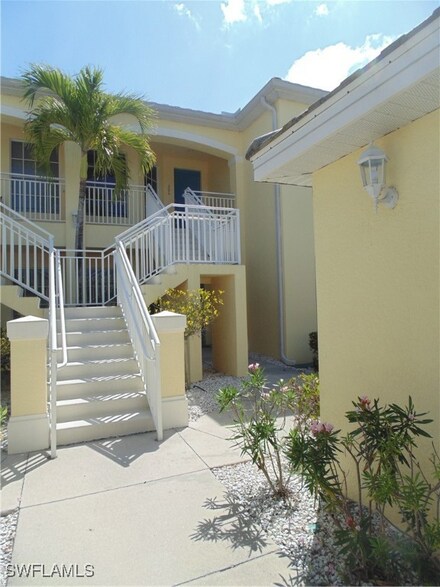 14531 Abaco Lakes Dr Unit 206, Fort Myers, FL 33908