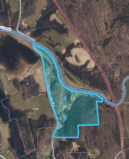 452 Syndicate Rd, Pittsford, VT 05763