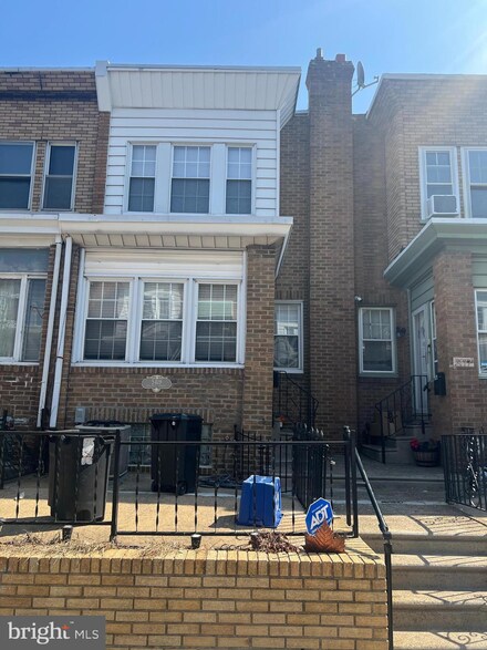 5419 Discher St, Philadelphia, PA 19124