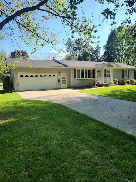 4590 Main St, Applegate, MI 48401