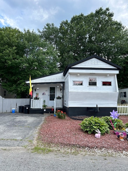 177 Lakeview St, Tewksbury, MA 01862