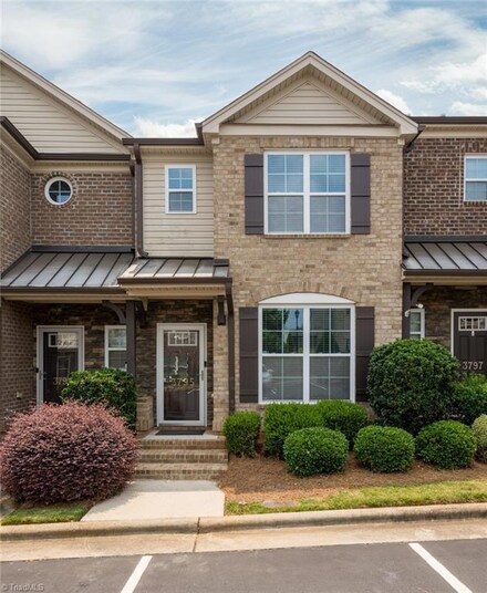 3795 Shadow Ridge Dr, High Point, NC 27265