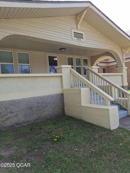 1636 S Garrison Ave, Carthage, MO 64836