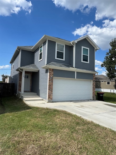 138 Egret Canal S, Baytown, TX 77523