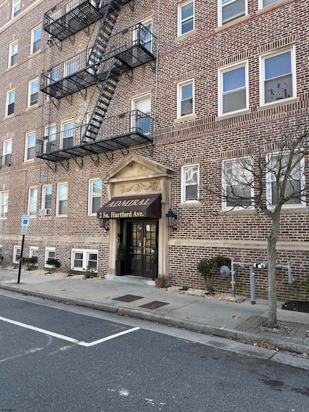 2 S Hartford Ave Unit D5, Atlantic City, NJ 08401
