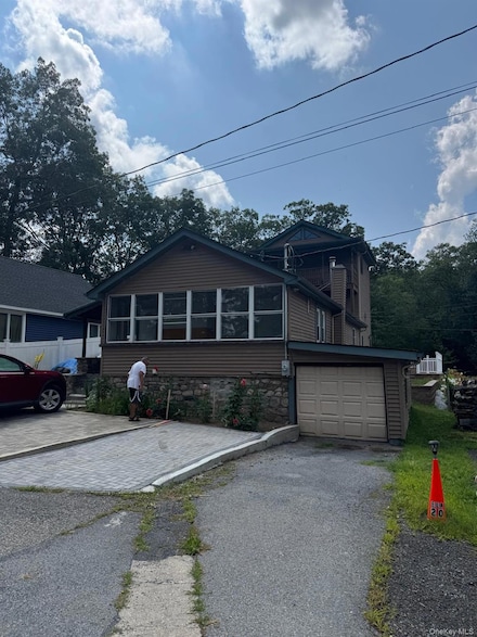 22 Elm Rd, Monroe, NY 10950