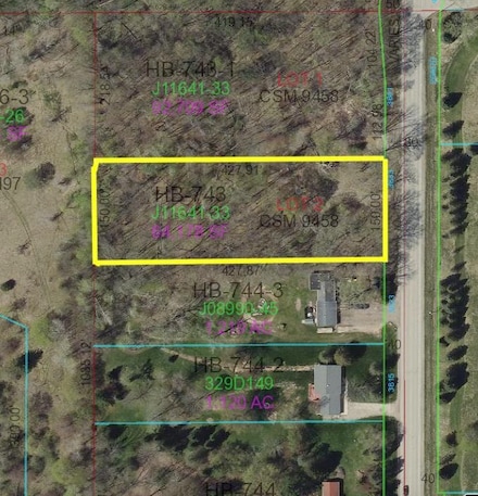 3833 Hillcrest Dr, Green Bay, WI 54313