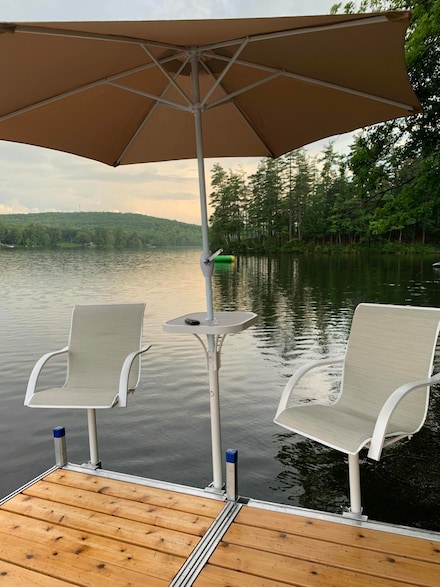 26 Island View Dr, Greene, ME 04236