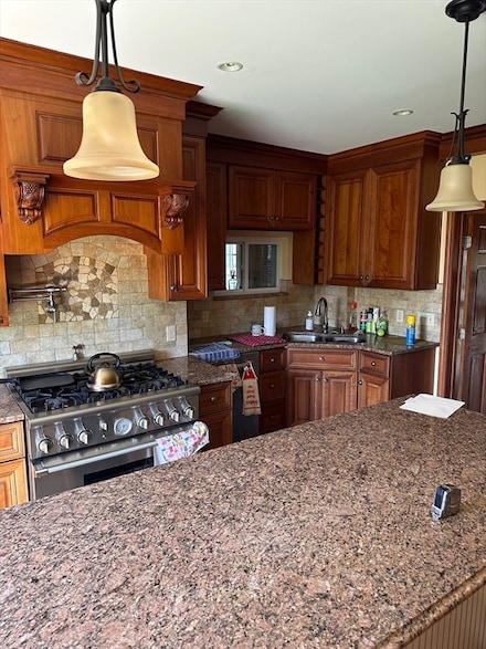 464 Canton St, Stoughton, MA 02072