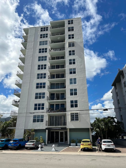 3233 NE 32nd Ave Unit 503, Fort Lauderdale, FL 33308
