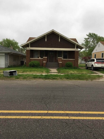 1908 Prairie St, Elkhart, IN 46516