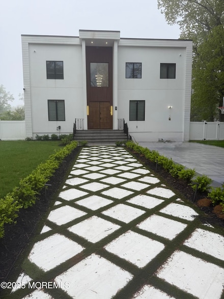 1 Heath St, Eatontown, NJ 07724