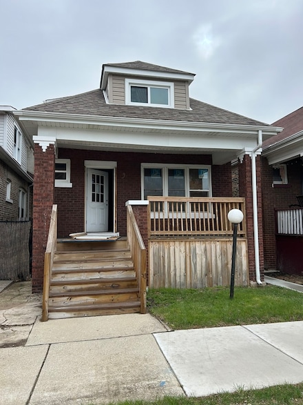 7825 S Rhodes Ave, Chicago, IL 60619