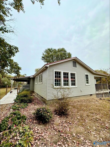 908 Pine Ridge Rd, Union Grove, AL 35175