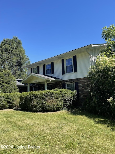 10243 Dodge Ln, Louisville, KY 40272