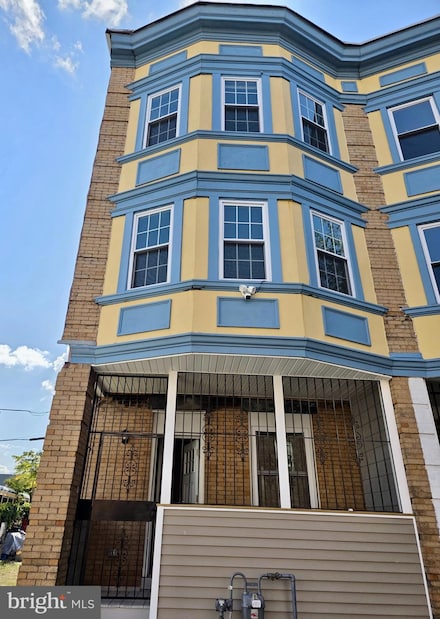 42 S Mansion Ave, Atlantic City, NJ 08401